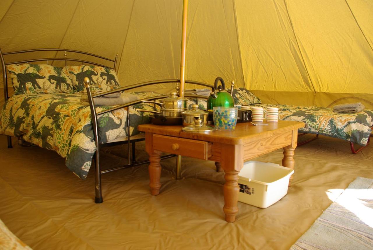 Cornish Skies Glamping Pool Екстер'єр фото