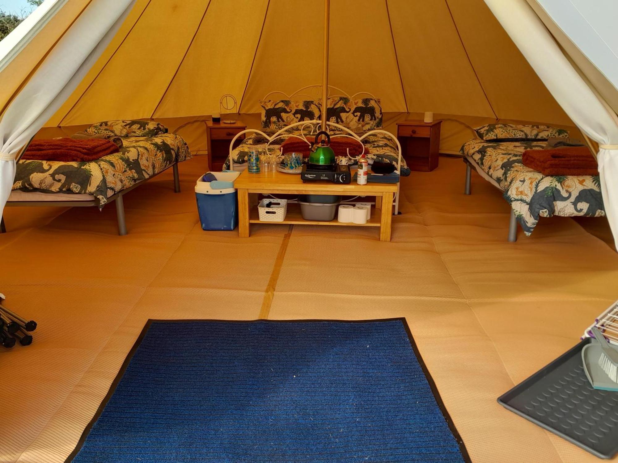 Cornish Skies Glamping Pool Екстер'єр фото